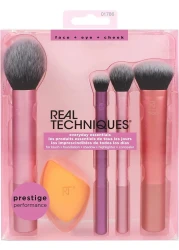 The Everyday Essentials set from Real Techniques gives you 5 essential tools to master any look tapered, soft and fluffy bristles. Blend powder blush evenly for a smooth, natural look