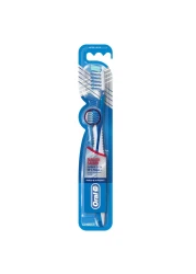 Oral-B Pro-Expert Crossaction All In One Soft Manual Toothbrush