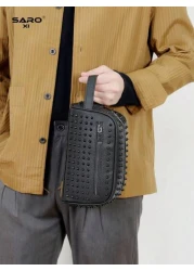 saroxi Men s Large Capacity Black Shoulder Bag Anti Scratch Durable Rivet Studded Diagonal Messenger Bag Suitable For Commuting Minimalist Style Casual Solid Color PU Leather Gift For Boyfriend