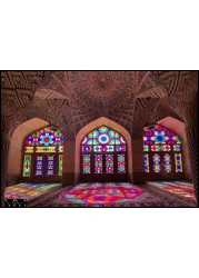 Puzzles To Keep Oriental Architecture 1000 Pieces Premium Jigsaw Puzzle Magnificent Iranian Architecture in NasiralMulk Mosque in Shiraz Iran