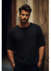  Collection Black Oversize Crew Neck Short Sleeve T-Shirt - TMNSS22TS0317