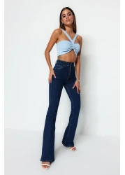  Collection جينز متوهج عالي الخصر باللون الأزرق الداكن TWOSS23JE00064