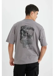 Defacto تي شيرت رمادي كبير الحجم للرجال - رقبة دائرية، طباعة خلفية، قطن، كم قصير D4908ax24au