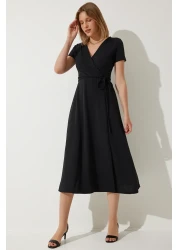 Happiness İstanbul Women's Black V-Neck Wrap Midi Knitted Dress TO00134