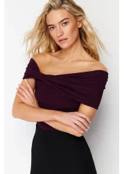  Collection Plum Carmen Collar Body-Hugging Stretchy Crop Knitted Madonna Collar Blouse Twoss24Bz00368