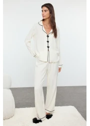  Collection طقم بيجامة منسوجة من الفسكوز مطرزة على شكل قلب أبيض THMAW25PT00179