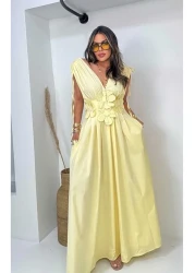 Sohotique By P فستان مطرز بالزهور باللون الأصفر