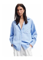 Koton قميص طويل الأكمام مزين باللؤلؤ ومزين بجيوب كبيرة الحجم