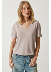 Happiness İstanbul Women's Mink V-Neck Basic Viscose Knitted T-Shirt EN00613