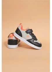 Kidessa 1677 حذاء رياضي للأطفال للجنسين بنعل تشريحي، مدخن