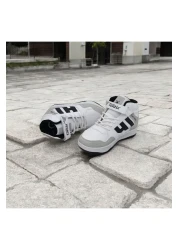 Rexba الصبي اليومي بالأبيض والأسود