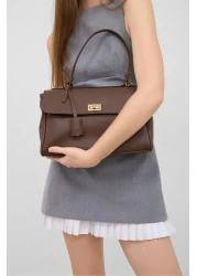 Shule Bags Amara Locked Classic Shoulder Bag Brown