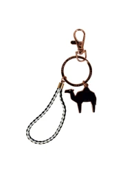 ويندسيرا أهلا الإمارات العربية المتحدة تشكيلة متنوعة من ثمانية أنواع لسلسلة مفاتيح بتصميم جمل