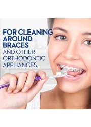 أورال بي فرشاة أسنان يدوية للذين يرتدون التقويم بصلابة ناعمة 35، متنوعة الألوان