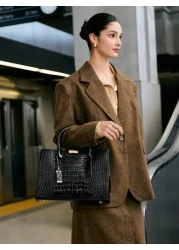 Women s Faux Crocodile Embossed Black Tote Bag Large Capacity Shoulder Bag Handbag Crossbody Bag Simple Crocodile Pattern Tote Bag Faux Leather Shoulder Bag Women s Classic Handbag Business Casual Wom