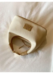 حقيبة يد مربعة جديدة موضة الربيع، بتصميم محمول مزخرف بألوان متباينة وأنماط حروف ومعادن، قابلة للفتح والإغلاق