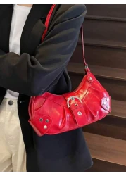 حقيبة هلالية بتصميم وقوام مصنوعة من جلد البولي يوريثان بنمط أزياء كاجوال وبسيطة وعملي