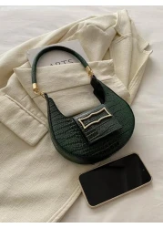 حقيبة كتف ذات نمط تمساح بخطوط بارزة بإغلاق من اكسسوارات معدنية، لون ثابت خفيفة الوزن مناسبة للاستخدام اليومي