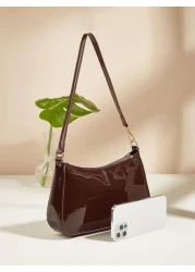 حقيبة هوبو اصطناعية من الجلد اللامع بسيطة، مثالية لمهرجان الموسيقى