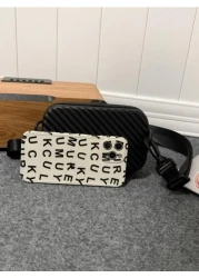 حقيبة منخفضة الوزن بتصميم كتفي مخطط بشكل قطري من جلد البولي يوريثان الناعم ذات طبقات معالجة، حقيبة رسول صغيرة