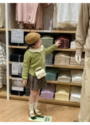 New Fashionable Mini Square Handbag With Embroidered Design