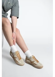 Marjin حذاء رياضي نسائي - حذاء رياضي برباط Alvena Camel