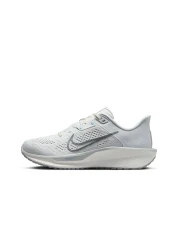 Nike Wmnsnikequest6 Women's Sneakers