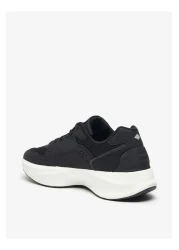 Lee Cooper حذاء رياضي رجالي شبكي منخفض الكاحل مع رباط للإغلاق