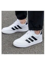 adidas حذاء بريكنت 2.0 كاجوال للرجال باللون الأبيض