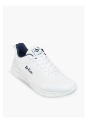 Lee Cooper حذاء رياضي رجالي من Lee Cooper برباط مزين بشعار