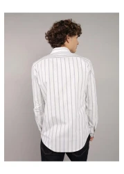 American Eagle قميص أكسفورد مخطط بأزرار للاستخدام اليومي من Ae