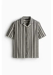 H&M Regular Fit Textured resort shirt