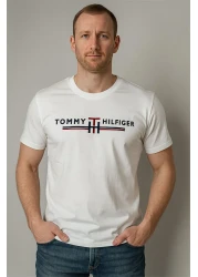 Tomy تيشيرت مطرز برقبة دائرية باللون الأبيض تومي