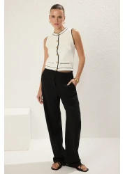  Collection Ecru Premium Yarn/Special Yarn Crew Neck Color-Block Thin Blouse Twoss25Ye00066