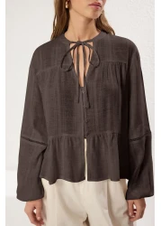  Collection قميص منسوج من القطن البني ذو الأكمام الدانتيل ذو المقاس العادي