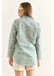 Olalook قميص نسائي بتفاصيل صدفة هندسية باللون الأخضر GML-19001324