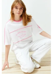  Collection White 100% Cotton Color Blocked Slogan Oversize/Wide Mold Knitted T-Shirt TWOSS24TS00132