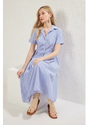  Collection تنورة مخططة باللون الأزرق حول فستان قفطان متوسط ​​الطول بنصف فتحة