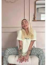 Pijamaevi طقم بيجامة نسائية محبوكة بأكمام قصيرة منقوشة باللون البيج