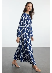  Modest فستان منسوج مجعد باللون الأزرق الداكن - تفاصيل الحزام TCTSS24EB00233