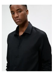 Koton قميص رياضي بقصّة ضيّقة وياقة كلاسيكية وأكمام طويلة، غير قابل للكي