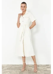  Collection فستان طويل من قماش الدنيم بحاشية إكرو مع حزام TWOSS24EL00377