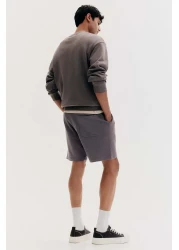 H&M شورت رياضي بقصّة عادية