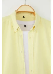  Collection قميص أصفر للجنسين بقصة عادية 100% قطن وكتان TMNSS23GO00099