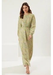  Modest فستان أخضر مزدوج الصدر مع ربطة عنق من الشيفون وبطانة منسوجة من الزهور TCTSS25EB00072