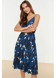  Collection فستان متوسط الطول بطبعات زهور ملونة - حزام قابل للتعديل TWOSS20EL2729