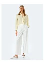 Koton قميص من نسيج الكريب بأكمام طويلة وتفاصيل مكشكشة