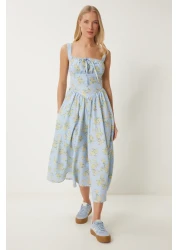 Happiness İstanbul فستان بوبلين صيفي متوسط ​​الطول منقوش عليه زهور باللون الأزرق والأصفر للنساء UB00353