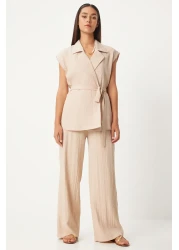 Happiness İstanbul طقم بالازو محبوك بلون كريمي للنساء - سترة بحزام BY00055