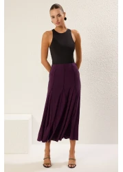  Collection تنورة طويلة محبوكة مرنة من Godeli مع تفاصيل خياطة البرقوق TWOAW25ET00156